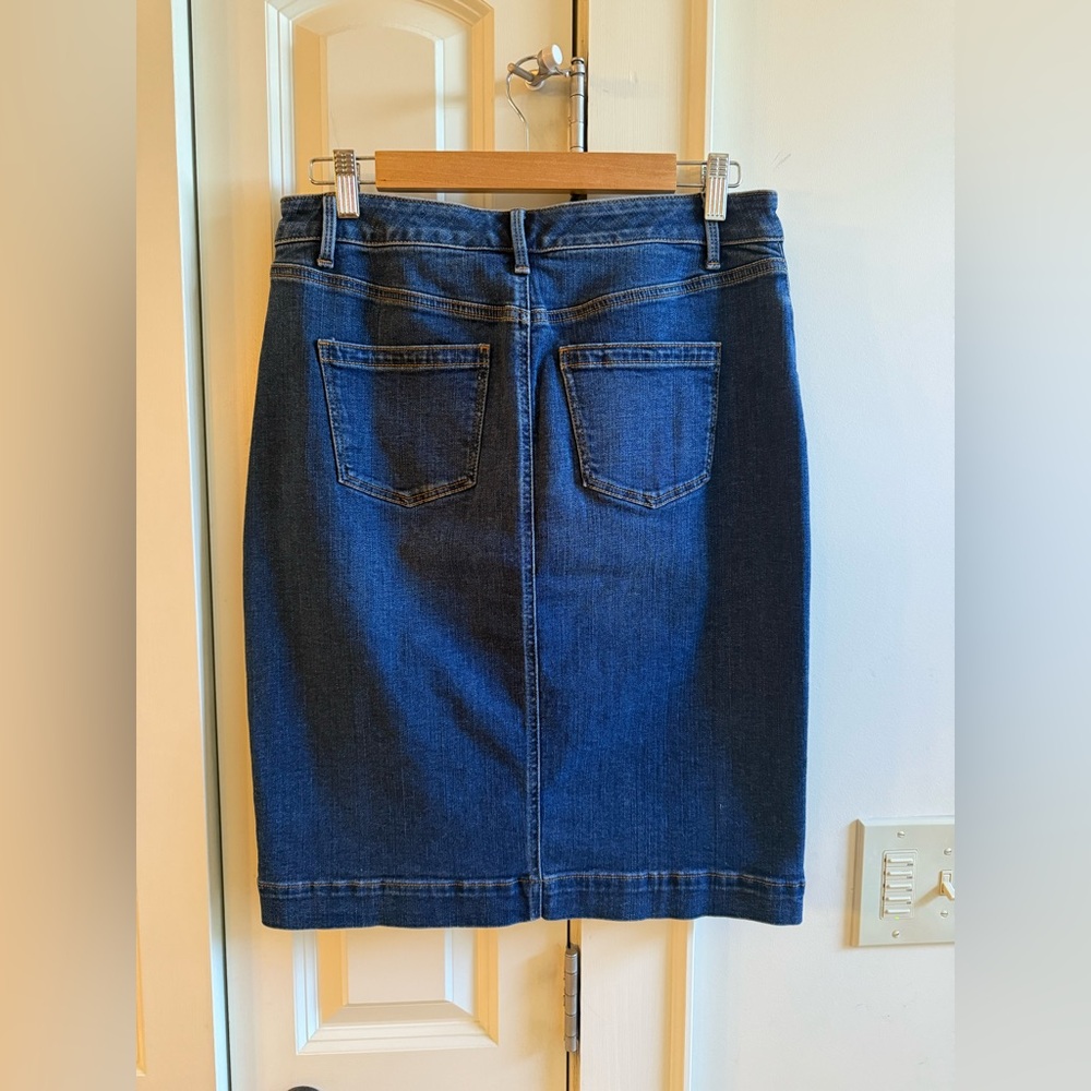 Talbots Stretch Denim Skirt Size 8 Petite 💙💙💙 - Picture 3 of 5